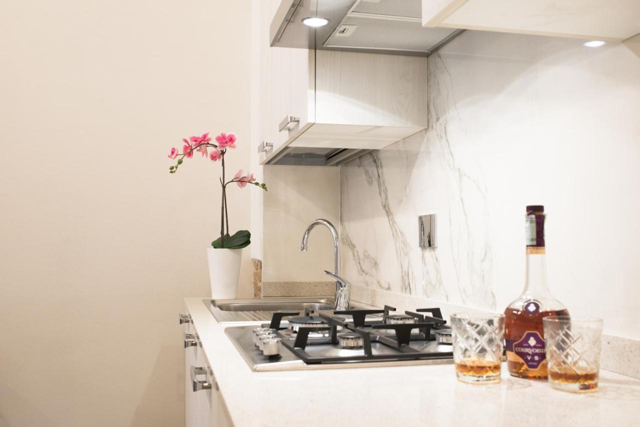 Casanova Lux Ground Floor Apt Apartment ฟลอเรนซ์ ภายนอก รูปภาพ